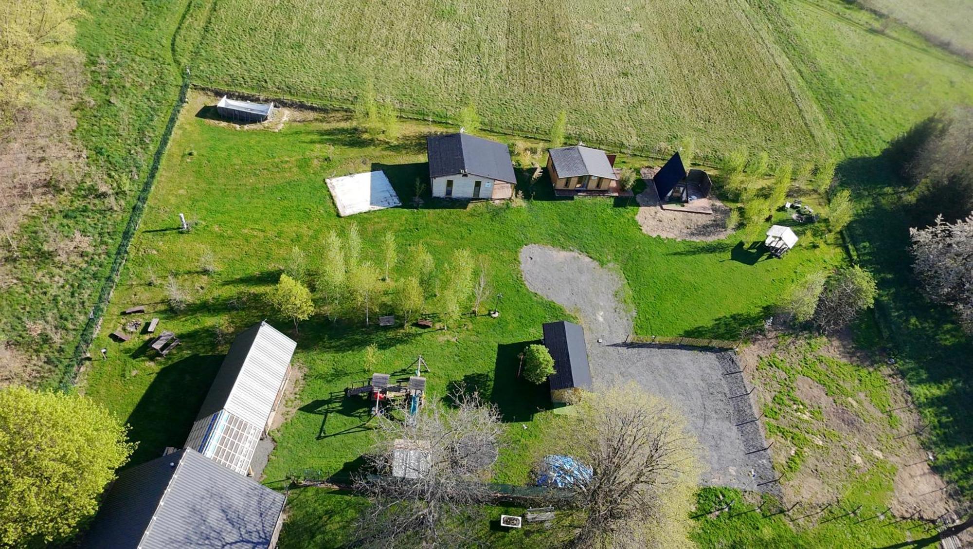 Szalas W Gorach Izerskich, Blisko Swieradow Zdroj I Zamek Czocha, Agroturystyka, Ogrzewanie, Klimatyzacja , Plac Zabaw, Ognisko Z Rusztem I Kijkami, Zywe Zwierzeta, Latem Basen Mirsk Экстерьер фото